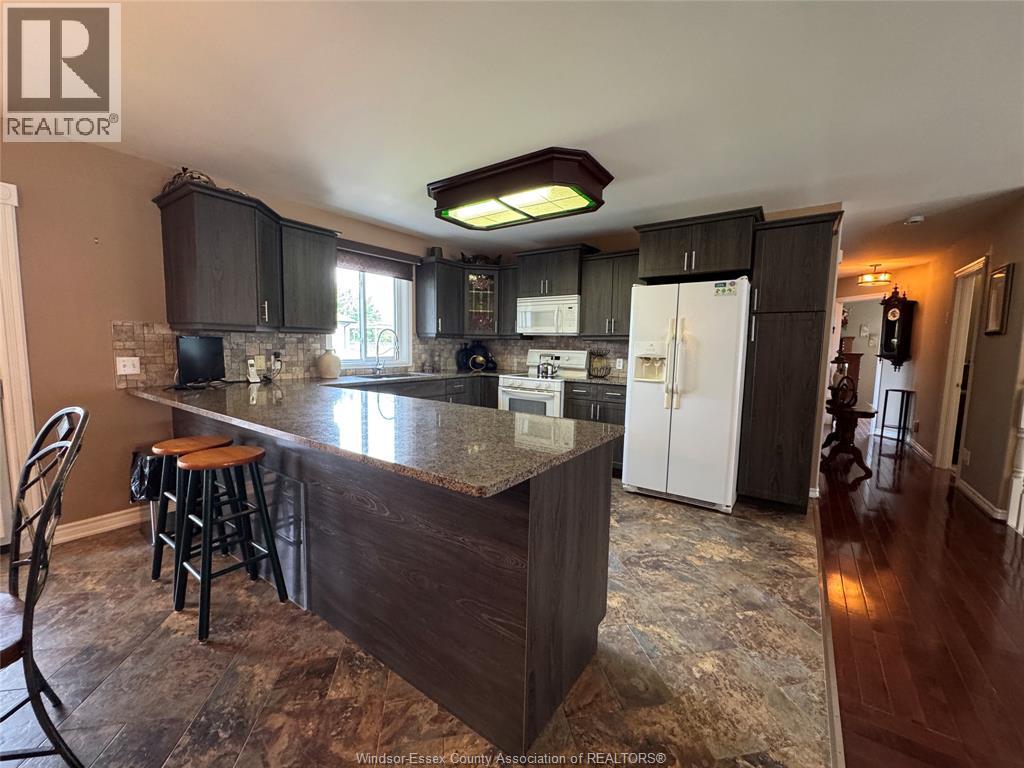 43 Carter Avenue, Leamington, Ontario  N8H 5C9 - Photo 9 - 25020433