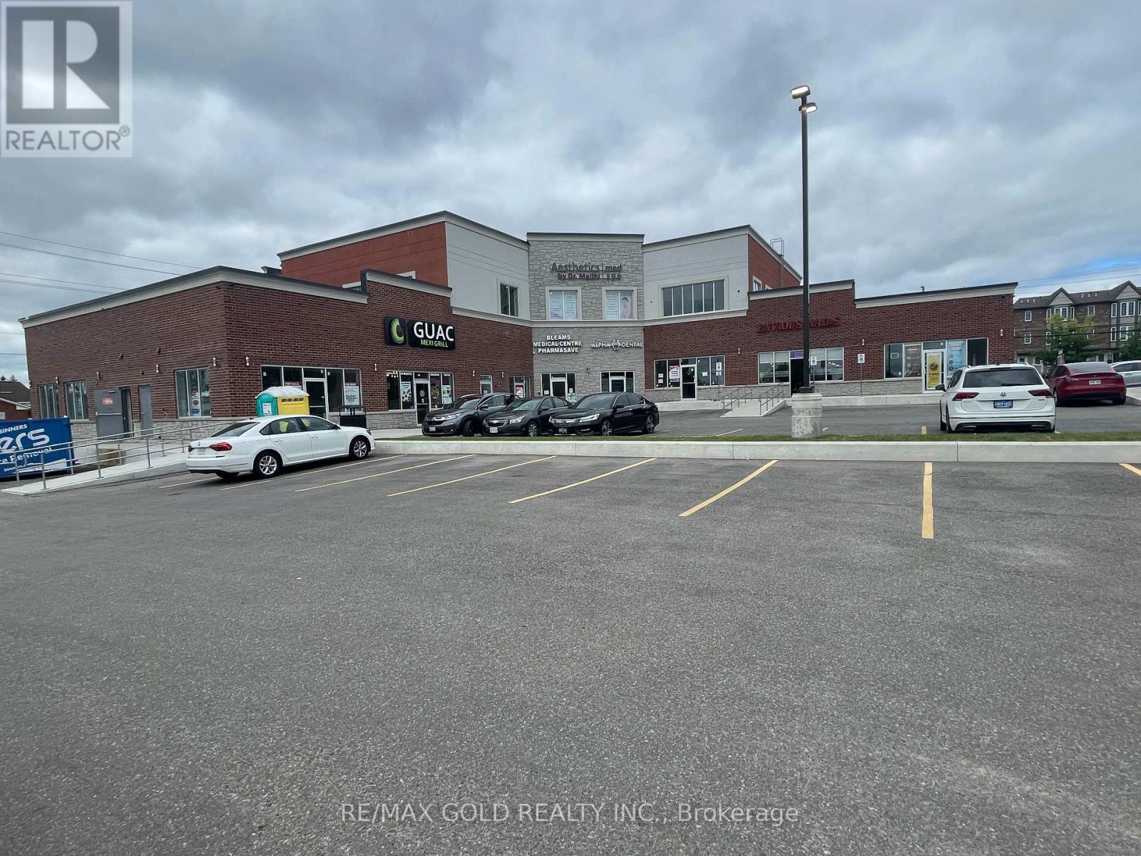 9 - 1241 Strasburg Road, Kitchener, Ontario  N2R 1S6 - Photo 4 - X12260783