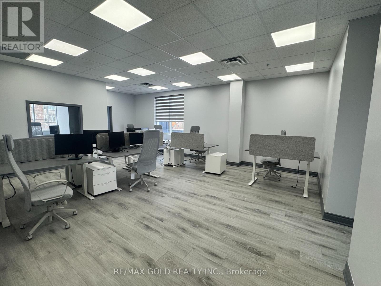 9 - 1241 Strasburg Road, Kitchener, Ontario  N2R 1S6 - Photo 21 - X12260783