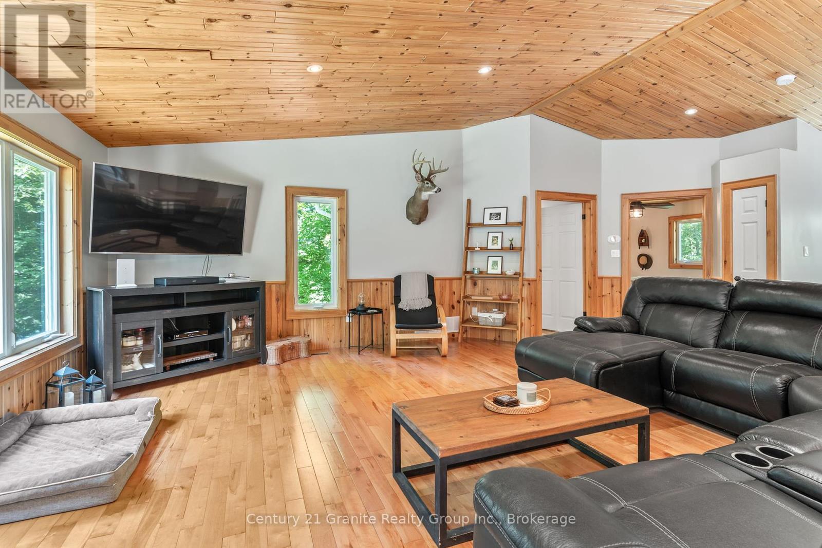1012 Redner Road, Algonquin Highlands, Ontario  K0M 1S0 - Photo 6 - X12306856