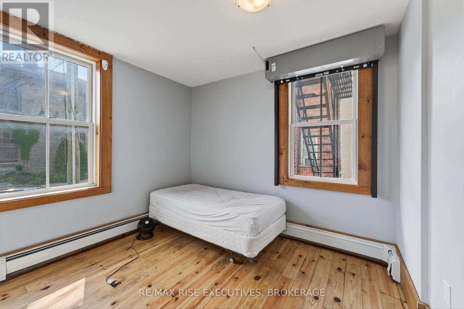 160 King Street E, Kingston, Ontario  K7L 3A2 - Photo 14 - X12339071