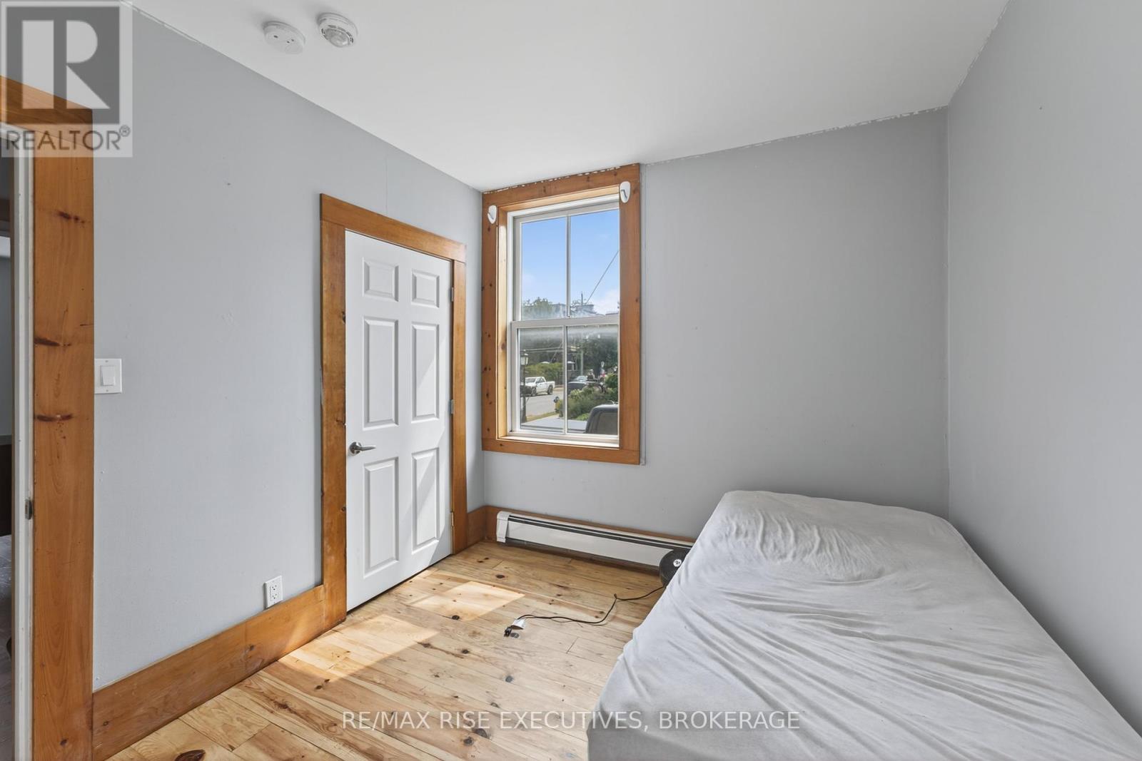 160 King Street E, Kingston, Ontario  K7L 3A2 - Photo 15 - X12339071