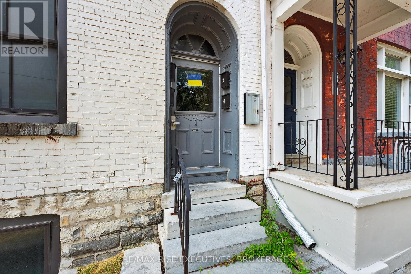 160 King Street E, Kingston, Ontario  K7L 3A2 - Photo 3 - X12339071