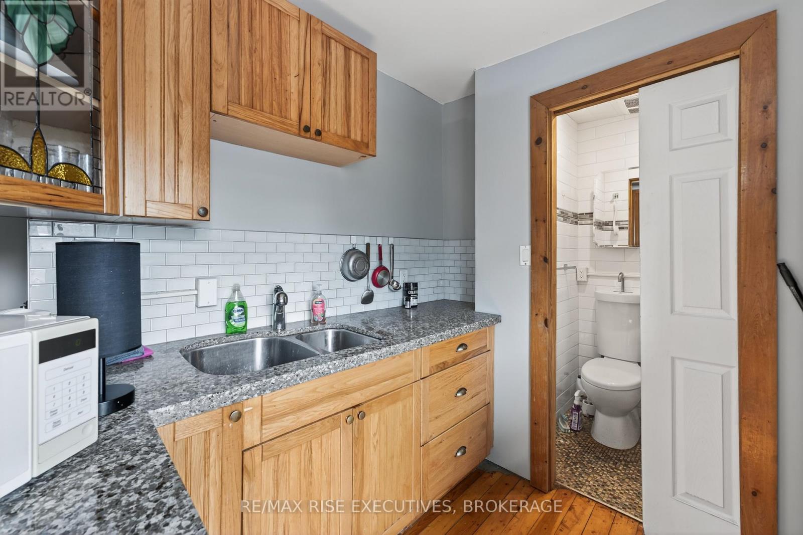 160 King Street E, Kingston, Ontario  K7L 3A2 - Photo 30 - X12339071