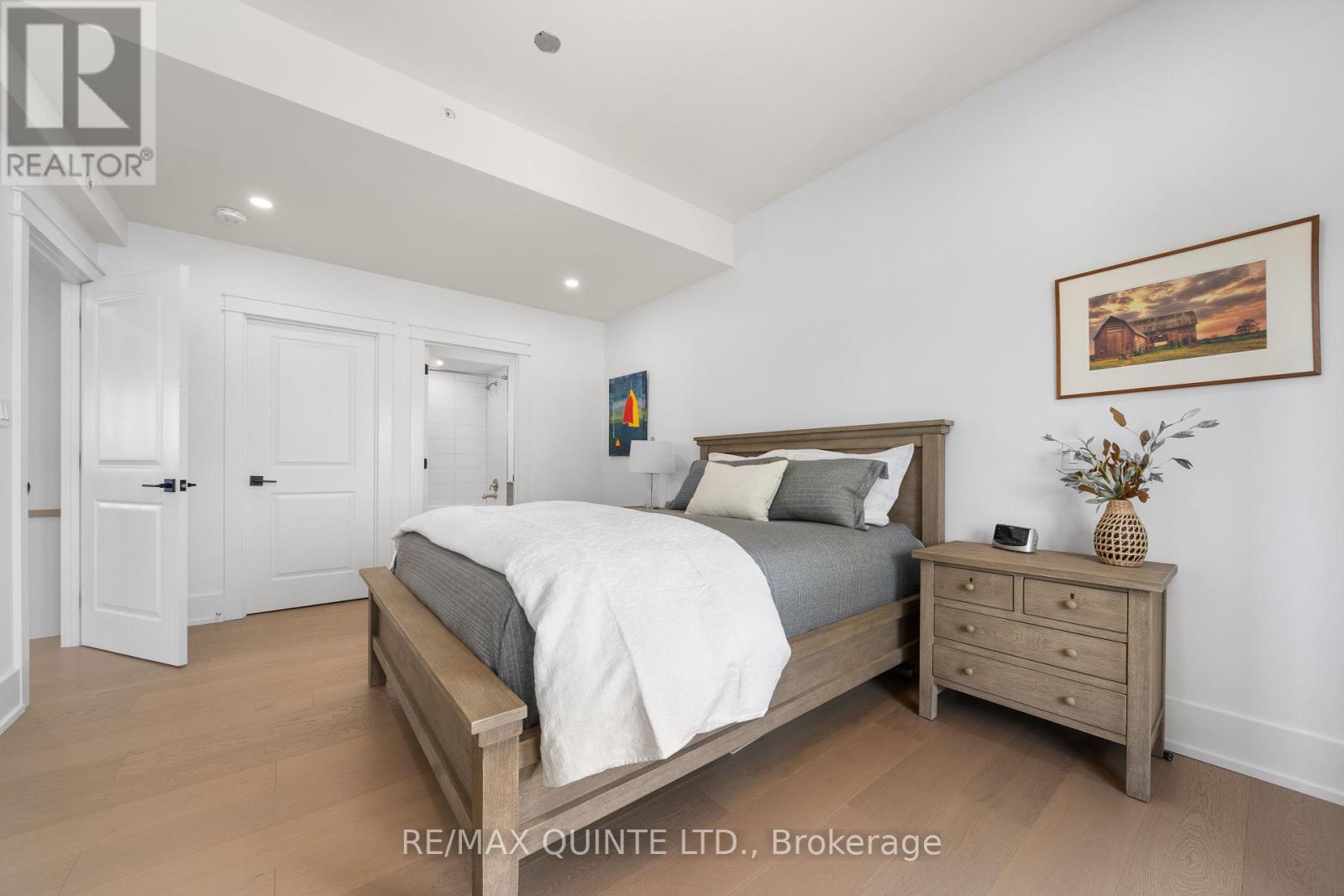 509 - 17 Cleave Avenue, Prince Edward County, Ontario  K0K 2T0 - Photo 19 - X12339149