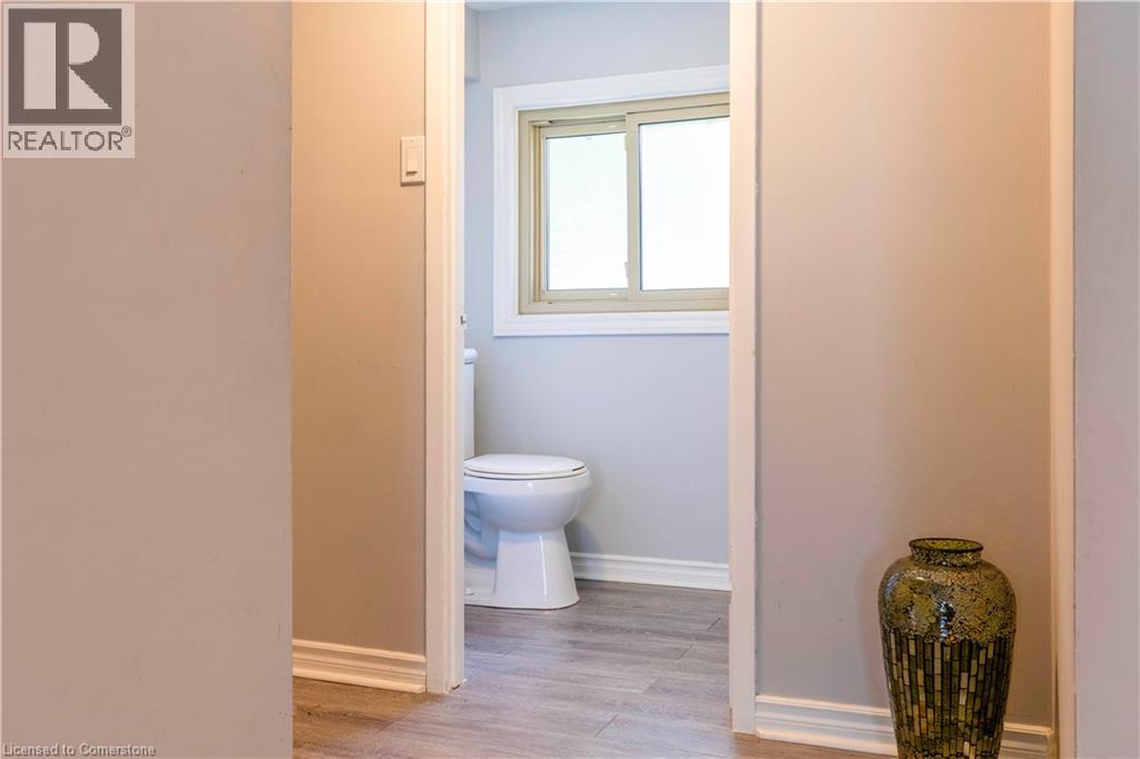 125 Bonaventure Drive Unit# 16, Hamilton, Ontario  L9C 5Y9 - Photo 7 - 40741442