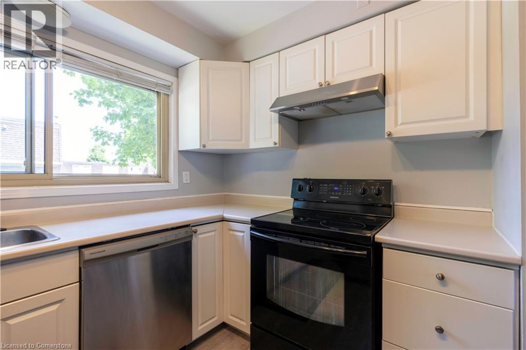 Property at 125 BONAVENTURE Drive Unit# 16 image 5