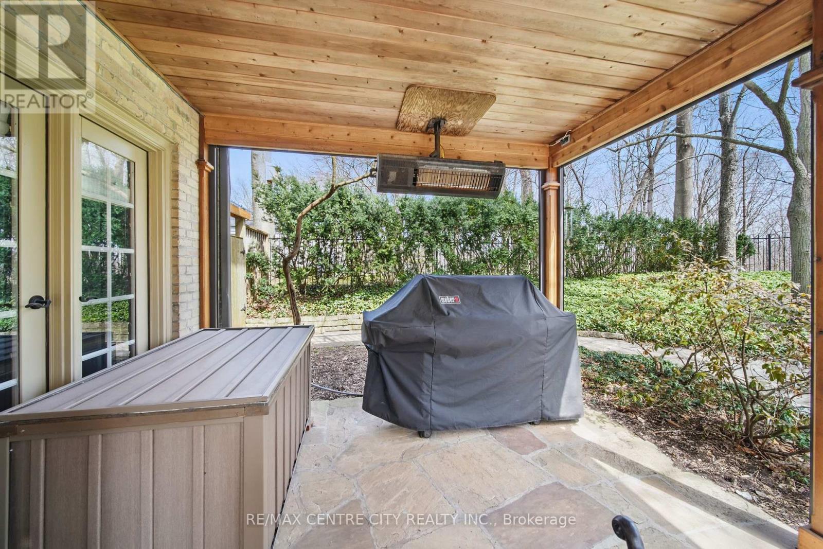 129 Wychwood Place, London North, Ontario  N6G 1S7 - Photo 35 - X12339106