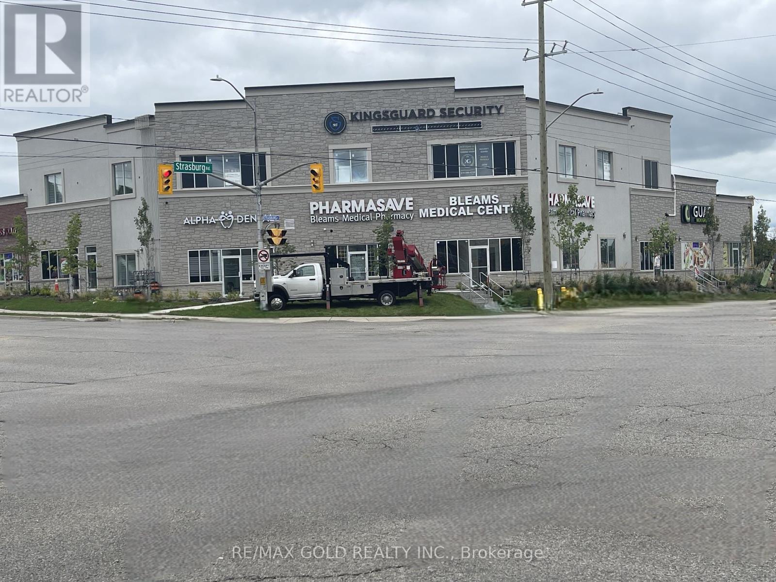 9 - 1241 Strasburg Road, Kitchener, Ontario  N2R 1S6 - Photo 1 - X12260783