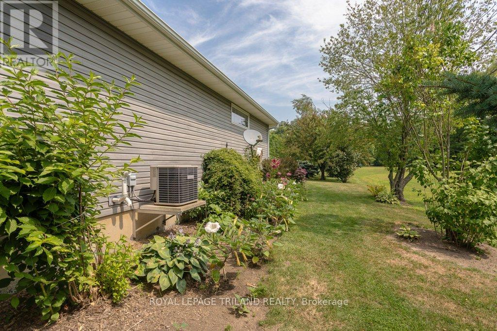 14 Poplar Street, Dutton/dunwich, Ontario  N0L 2M0 - Photo 12 - X12326902