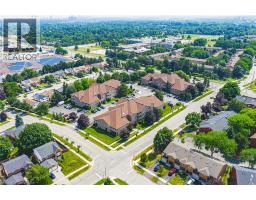 3050 PINEMEADOW Drive Unit# 6, Burlington, Ontario
