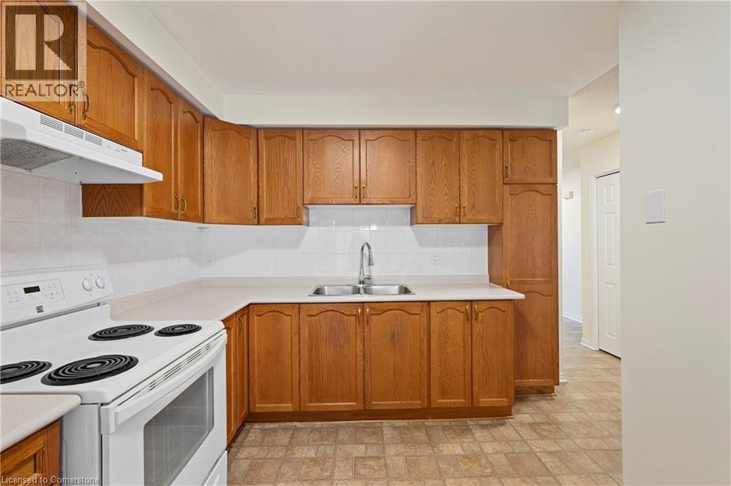 1310 Upper Wentworth Street Unit# 7, Hamilton, Ontario  L9A 5J3 - Photo 10 - 40759337