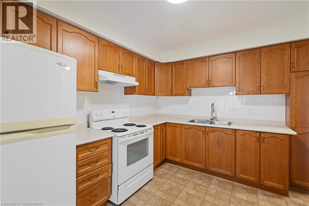 1310 Upper Wentworth Street Unit# 7, Hamilton, Ontario  L9A 5J3 - Photo 11 - 40759337