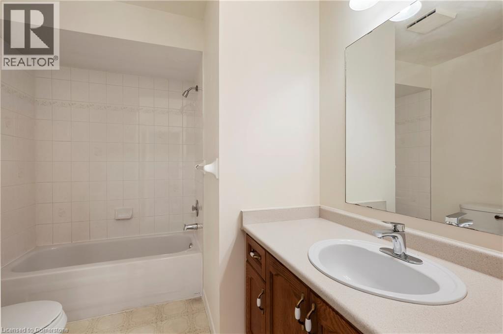 1310 Upper Wentworth Street Unit# 7, Hamilton, Ontario  L9A 5J3 - Photo 26 - 40759337