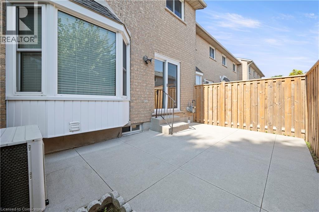 Property at 1310 UPPER WENTWORTH Street Unit# 7 image 4