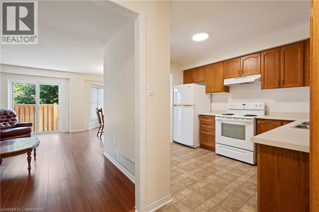 1310 Upper Wentworth Street Unit# 7, Hamilton, Ontario  L9A 5J3 - Photo 8 - 40759337