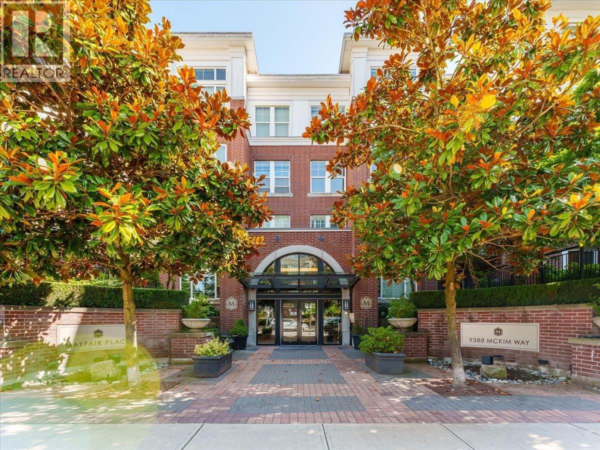 301 9388 MCKIM WAY, Richmond, British Columbia