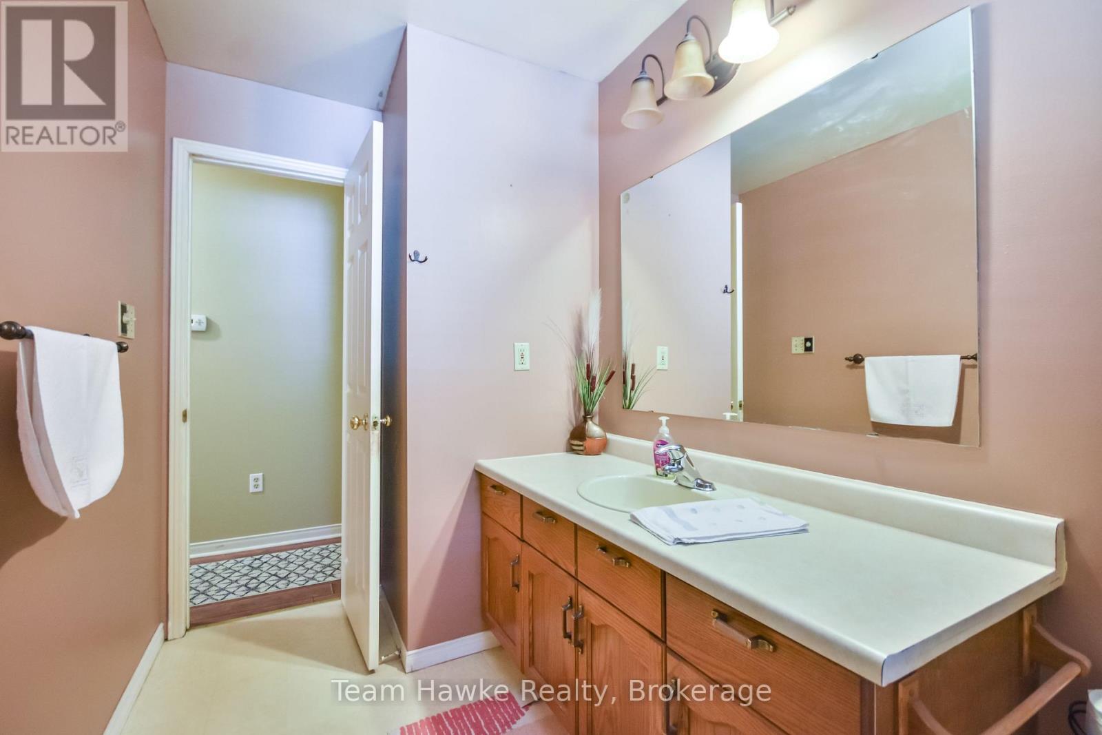 40 St. Laurent Boulevard, Tiny, Ontario  L9M 0J2 - Photo 25 - S12339097