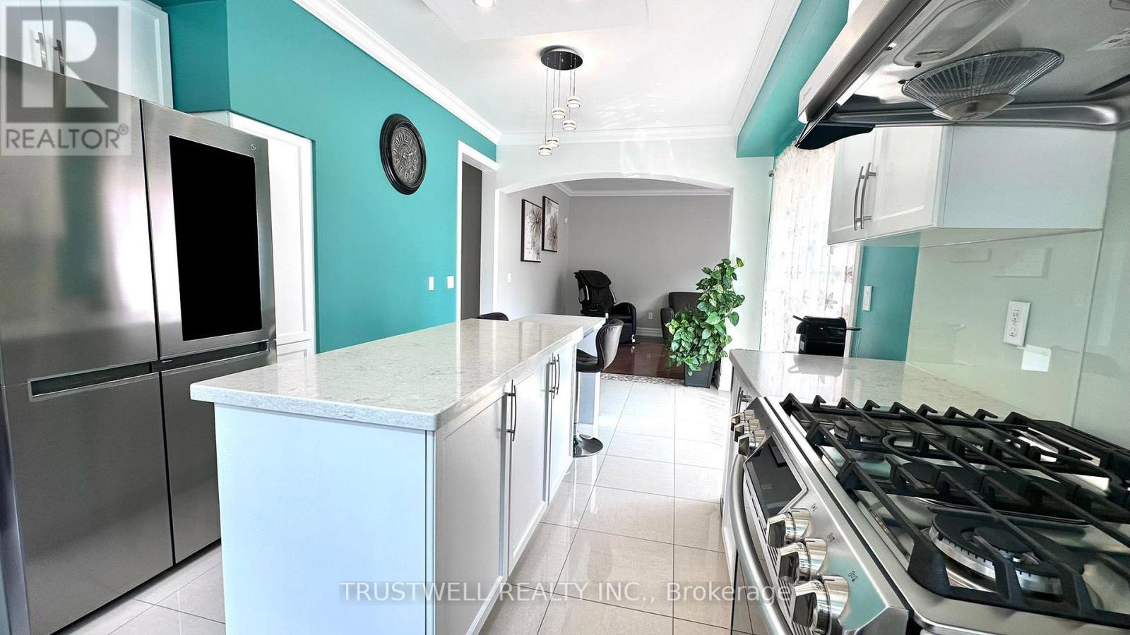 57 Emery Hill Boulevard, Markham, Ontario  L6C 2T7 - Photo 14 - N12338972