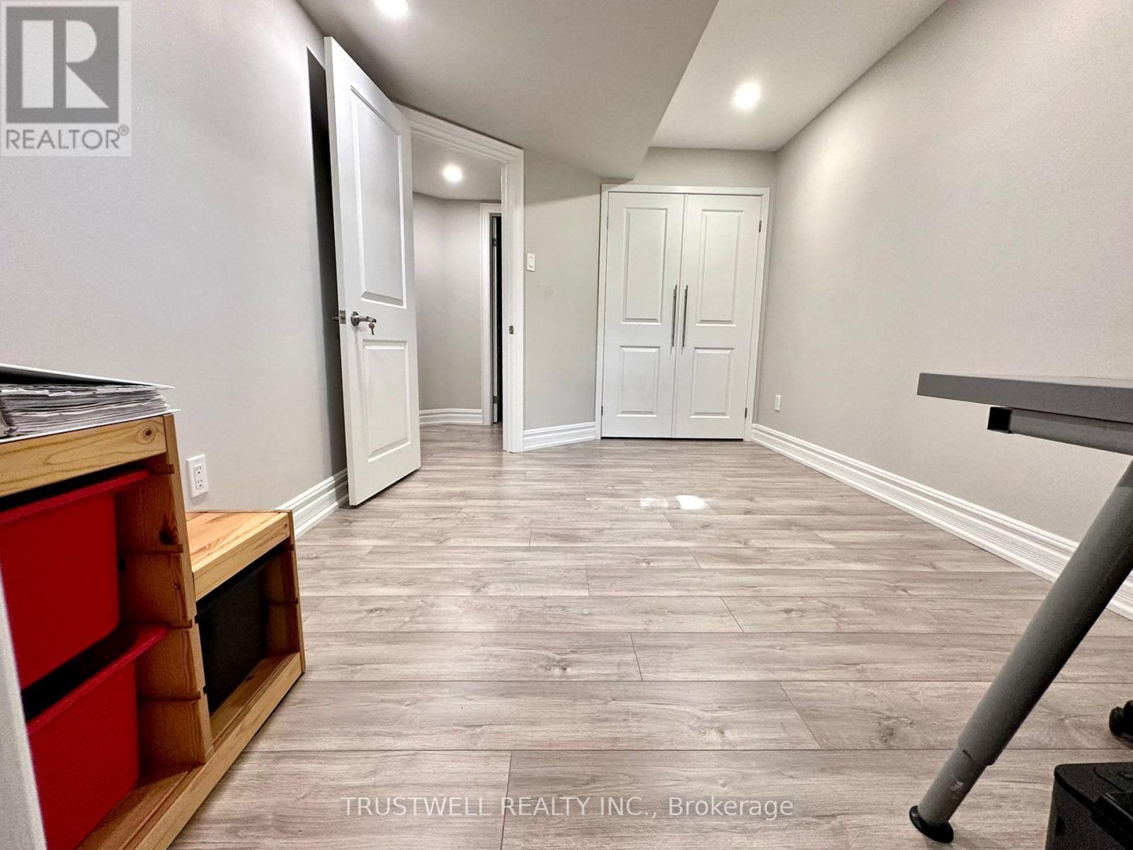57 Emery Hill Boulevard, Markham, Ontario  L6C 2T7 - Photo 34 - N12338972