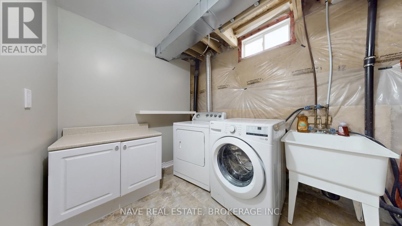 66 Lourakis Street, Richmond Hill, Ontario  L4E 0L4 - Photo 20 - N12338979