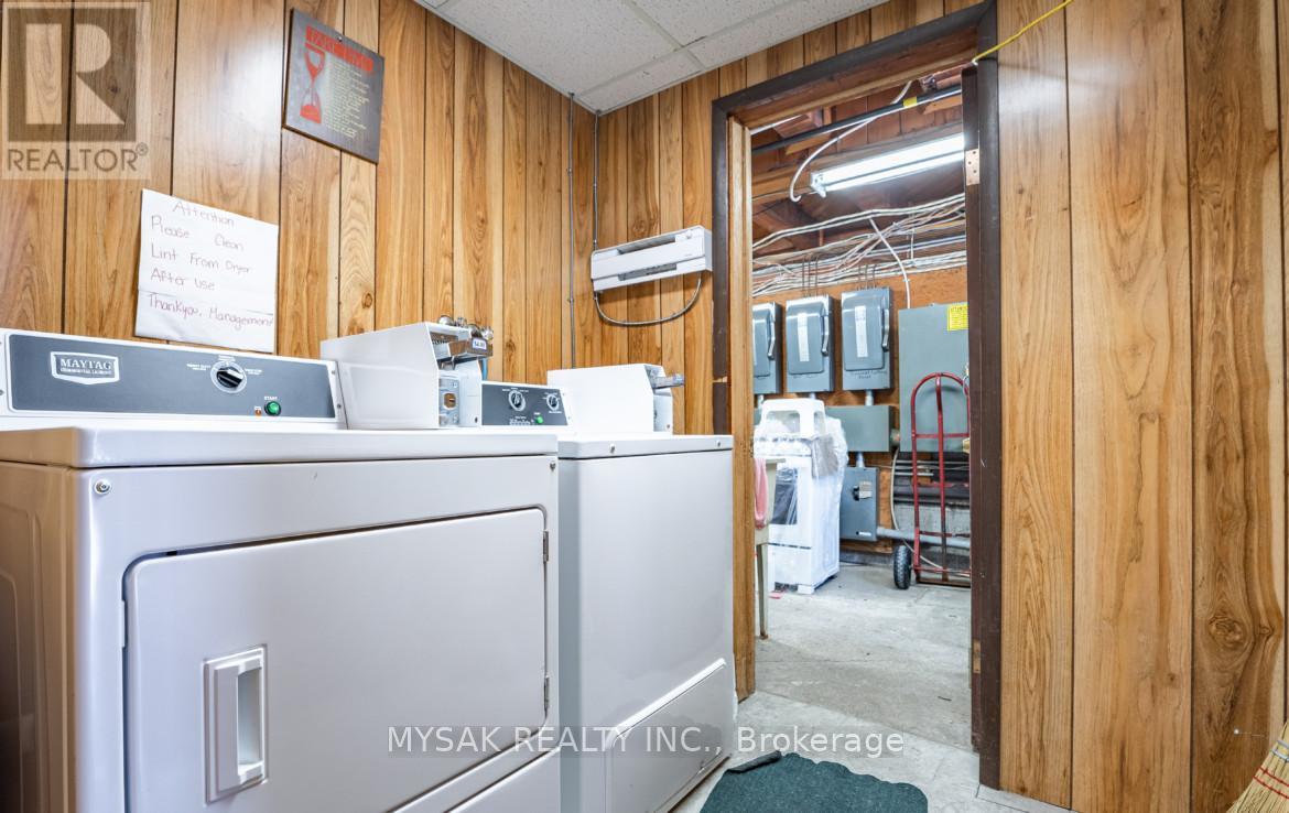 560 West Street, Orillia, Ontario  L3V 5H6 - Photo 15 - S12338961