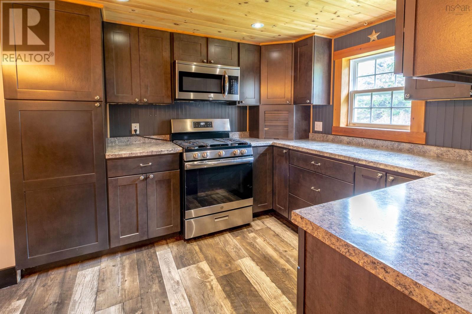 352 Bear Point Road, Bear Point, Nova Scotia  B0W 3B0 - Photo 8 - 202510152