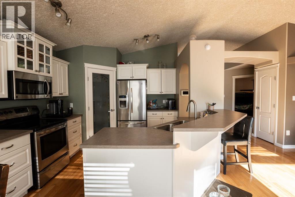 Property at 6654 98C Street image 4