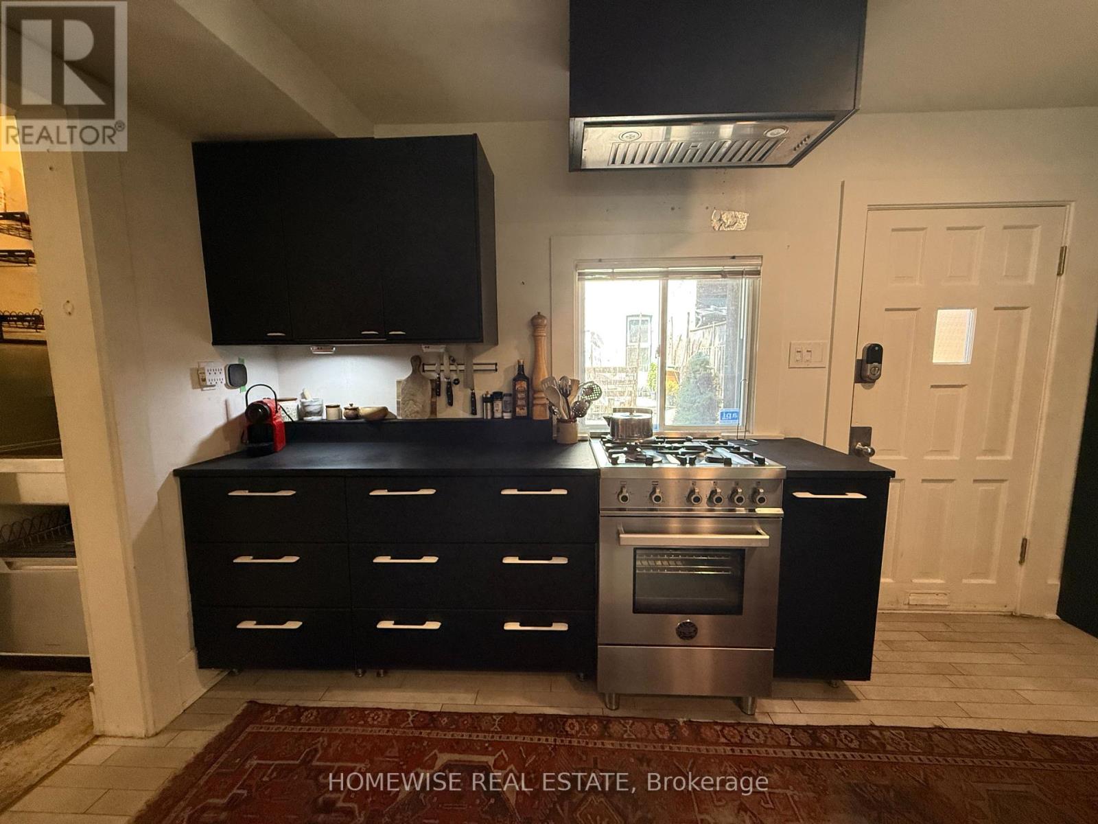 Coach House - 183 Dowling Avenue, Toronto, Ontario  M6K 3B2 - Photo 6 - W12338976