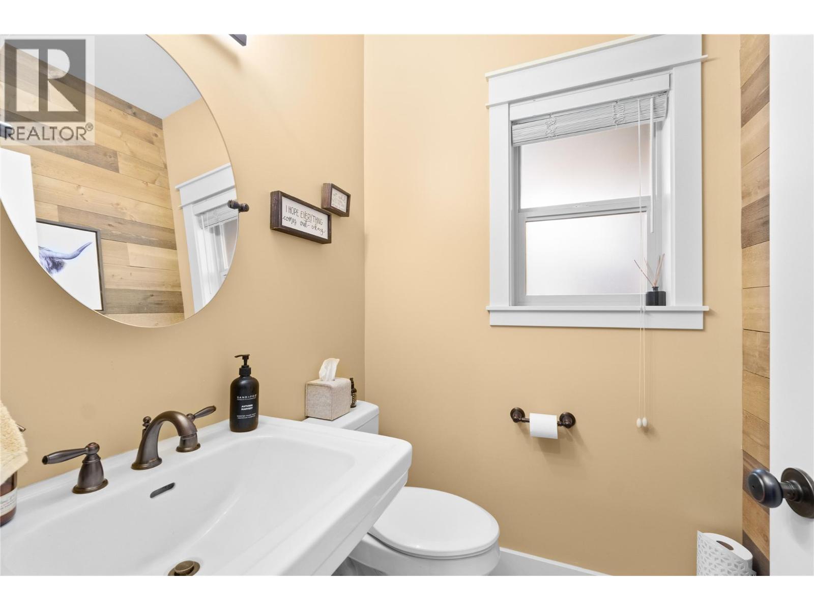 5100 Haynes Road, Vernon, British Columbia  V1B 3J6 - Photo 13 - 10359005