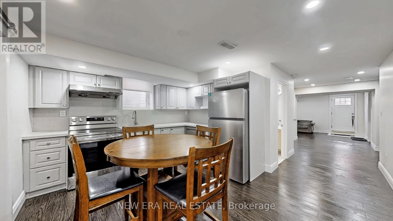 26 Openbay Gardens, Brampton, Ontario  L6R 0V4 - Photo 39 - W12339041