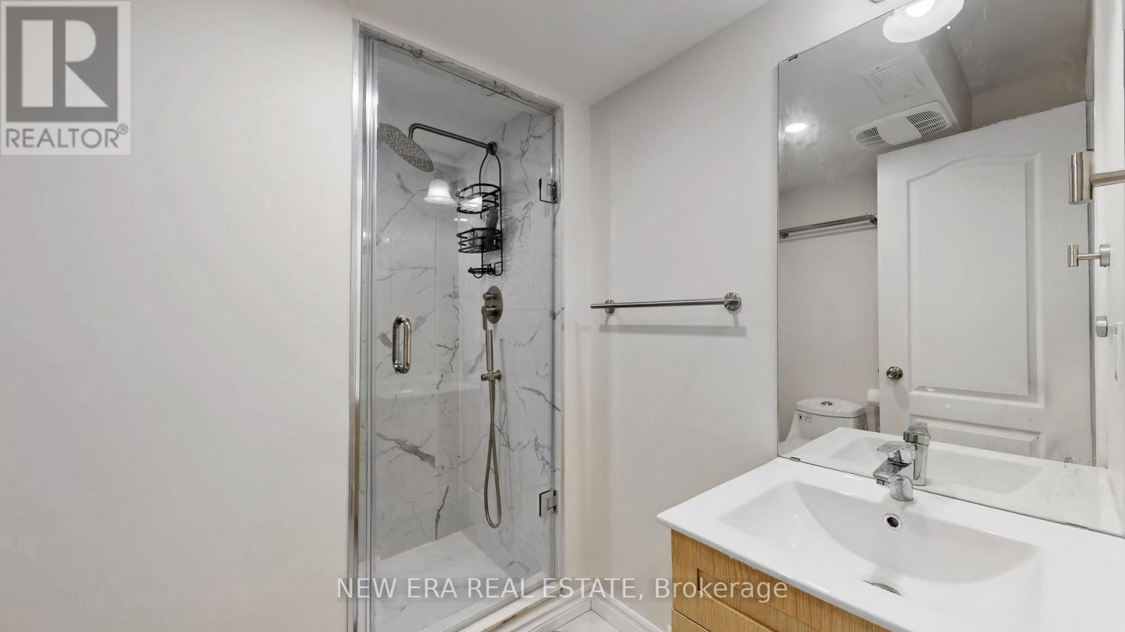 26 Openbay Gardens, Brampton, Ontario  L6R 0V4 - Photo 44 - W12339041