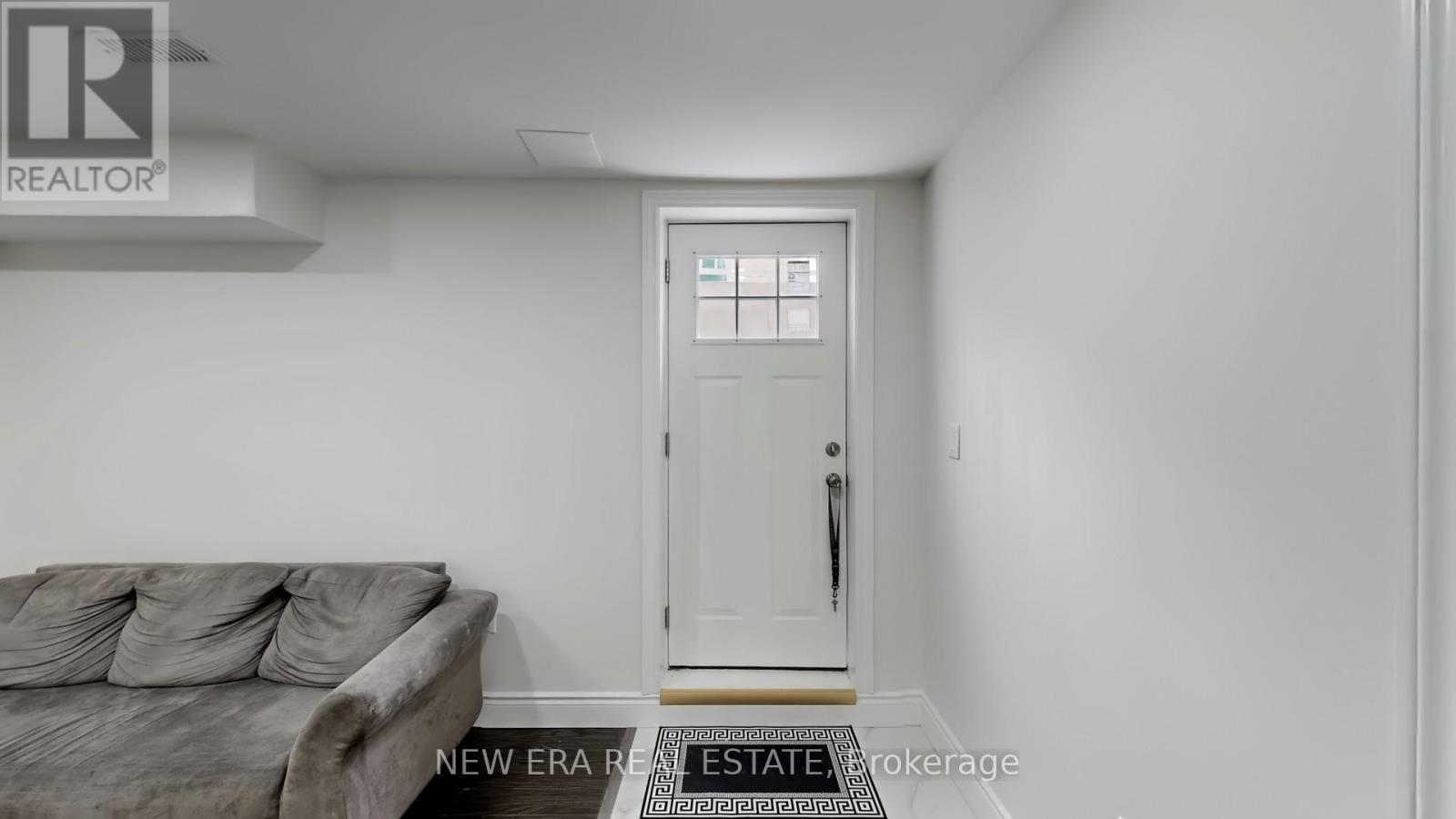 26 Openbay Gardens, Brampton, Ontario  L6R 0V4 - Photo 46 - W12339041