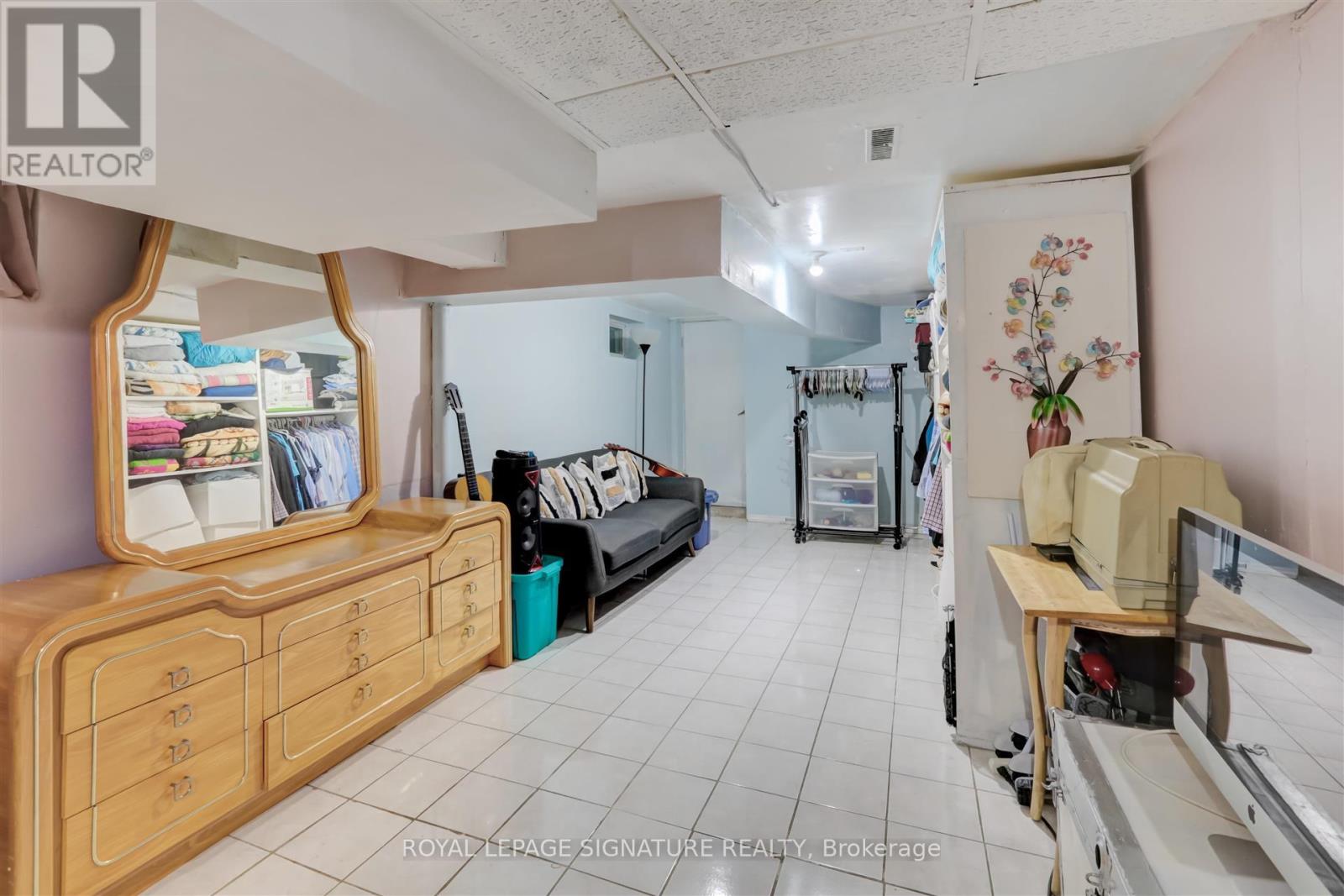 3142 Dundas Street W, Toronto, Ontario  M6P 2A1 - Photo 20 - W12339045