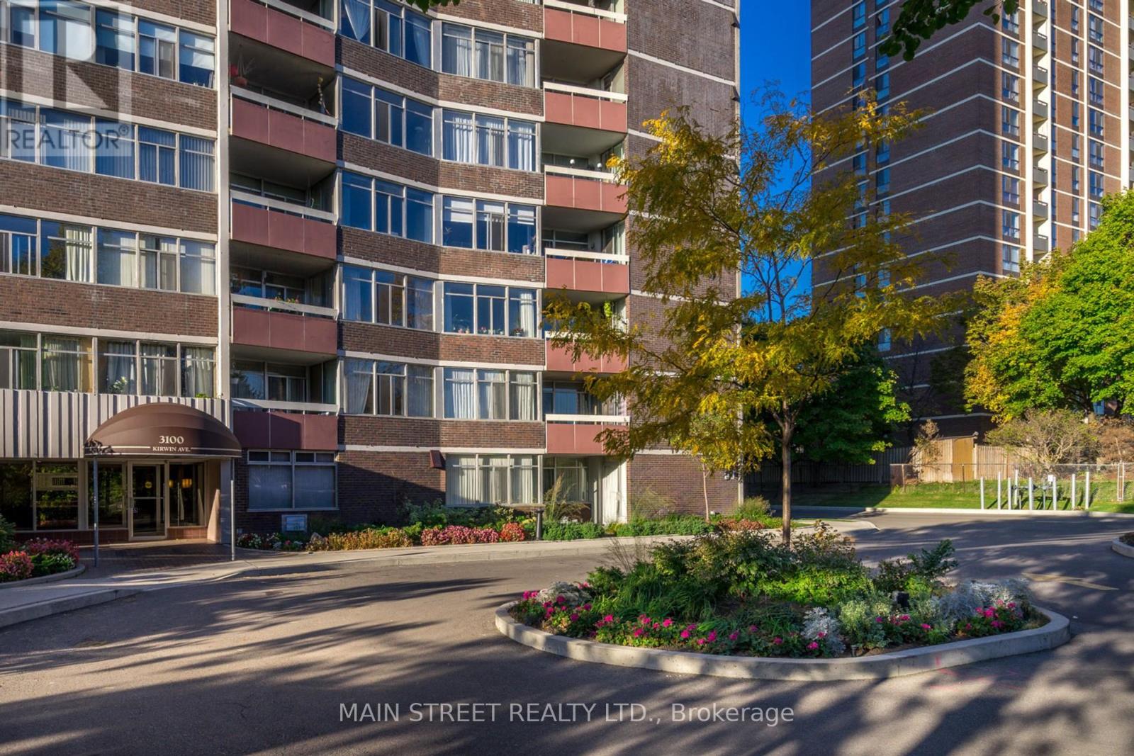 2502 - 3100 Kirwin Avenue, Mississauga, Ontario  L5A 3S6 - Photo 3 - W12339046