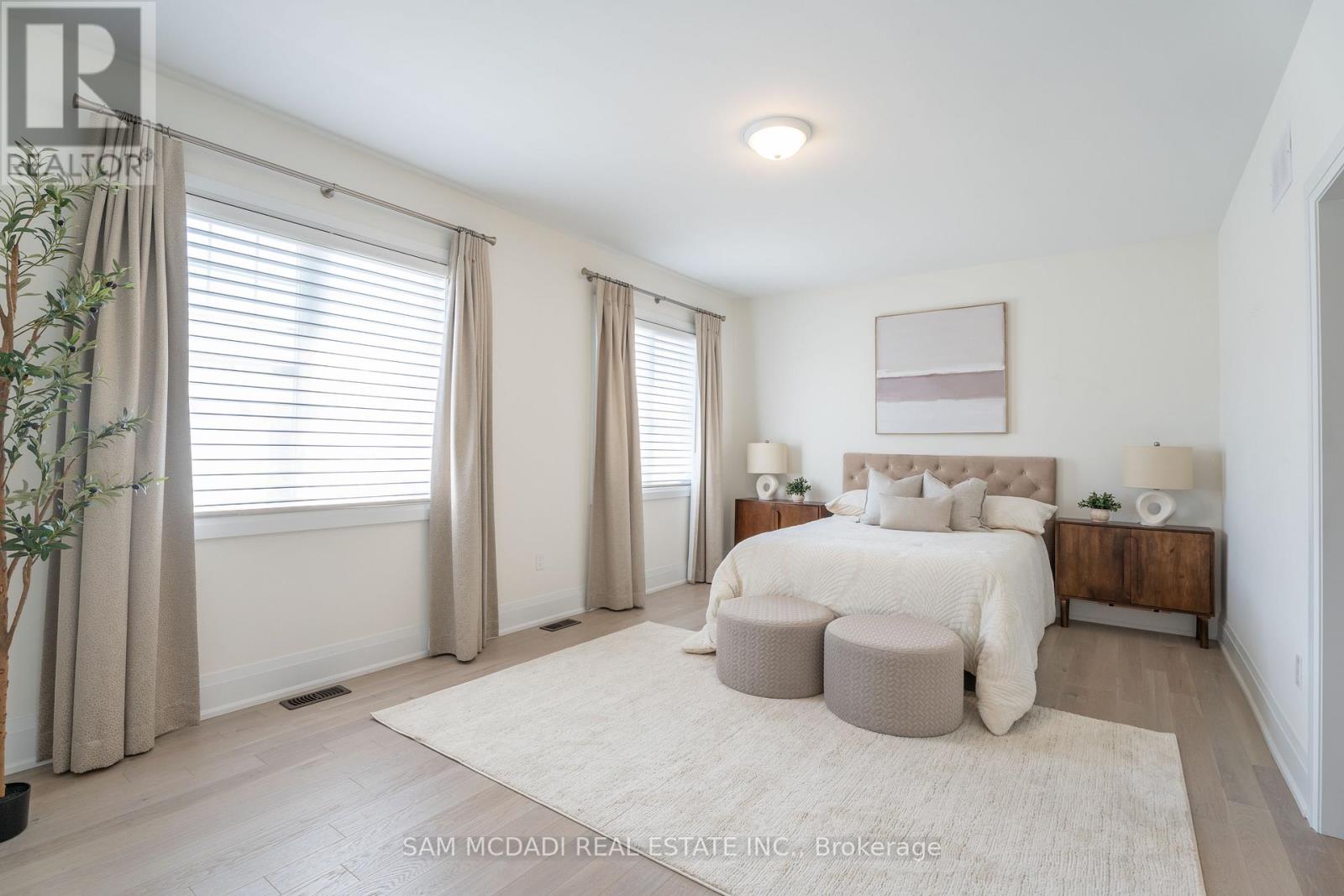 1949 Barbertown Road, Mississauga, Ontario  L5M 2G9 - Photo 16 - W12339049