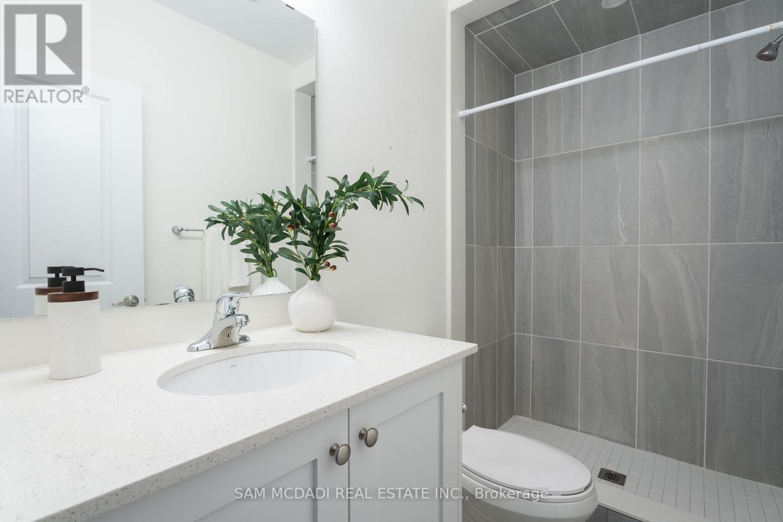 1949 Barbertown Road, Mississauga, Ontario  L5M 2G9 - Photo 23 - W12339049