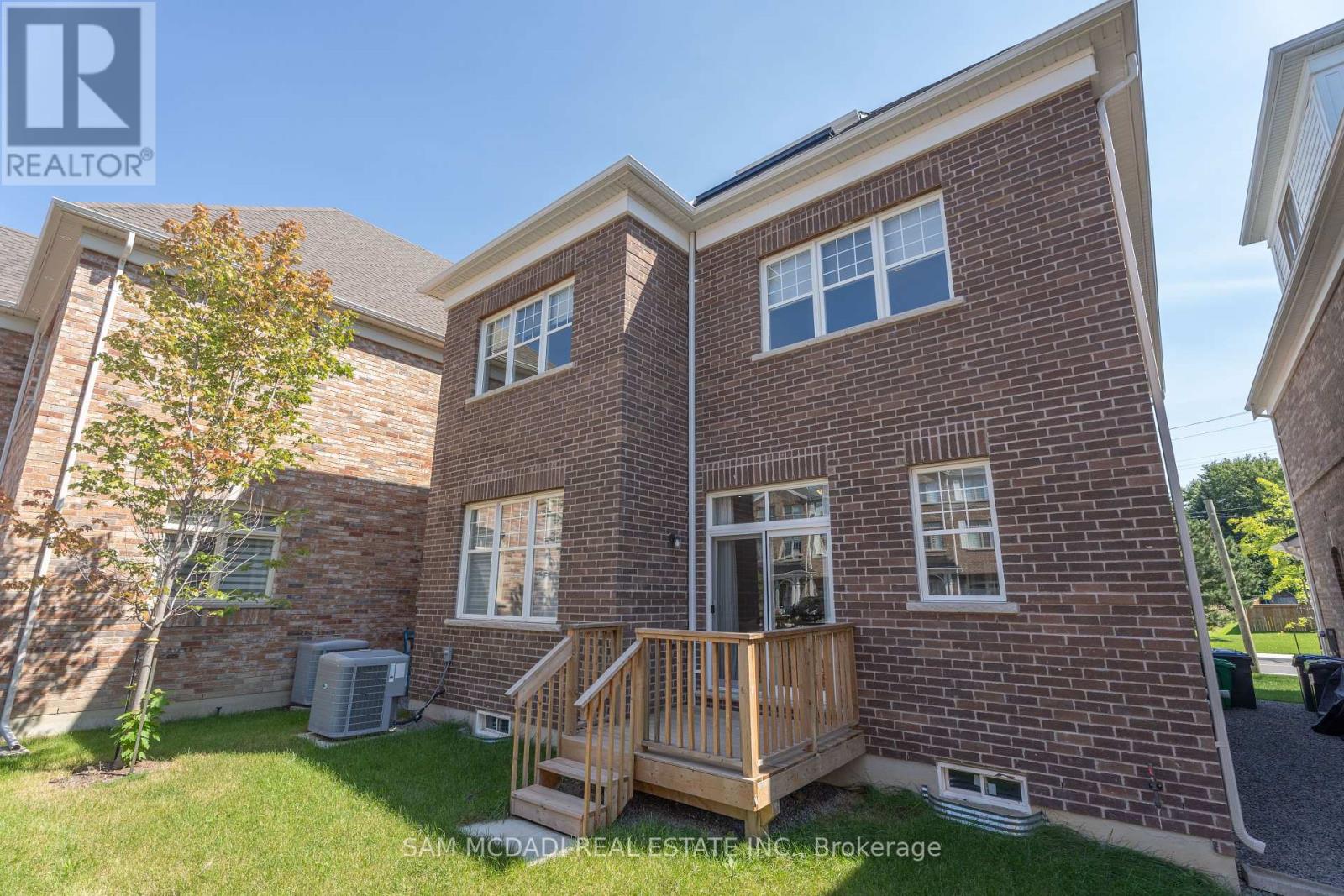 1949 Barbertown Road, Mississauga, Ontario  L5M 2G9 - Photo 33 - W12339049