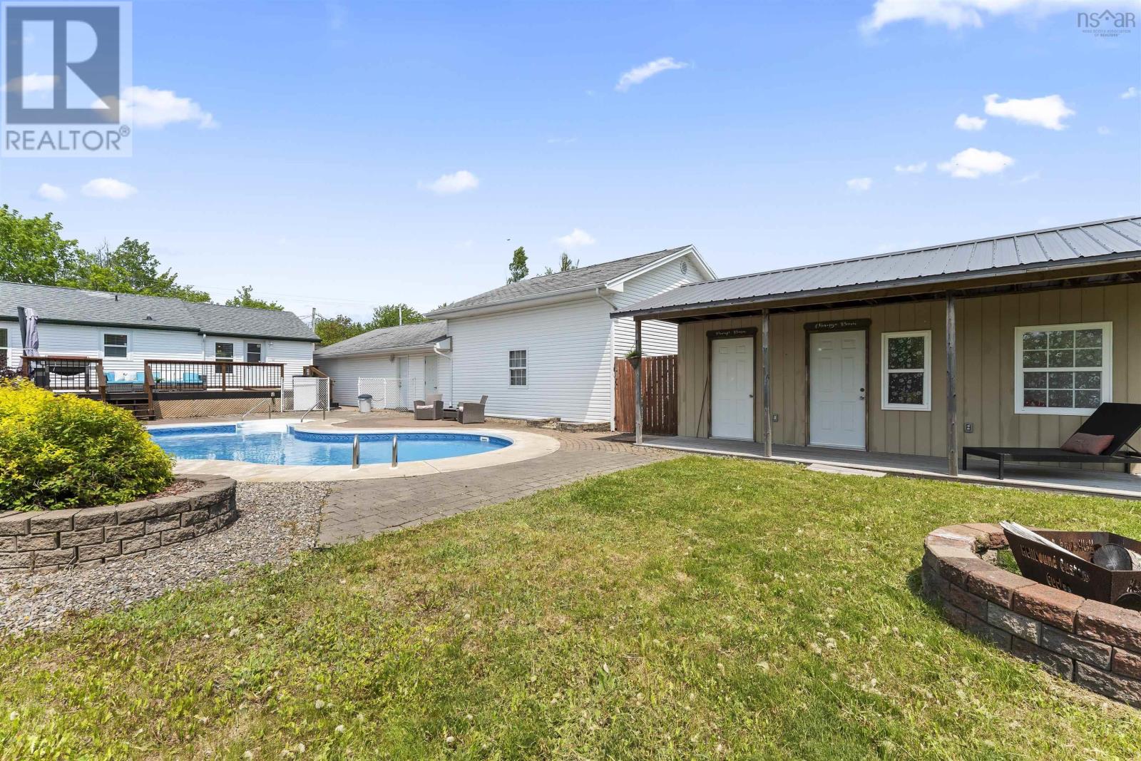 953 Highway 2, Elmsdale, Nova Scotia  B2S 1M6 - Photo 6 - 202514264