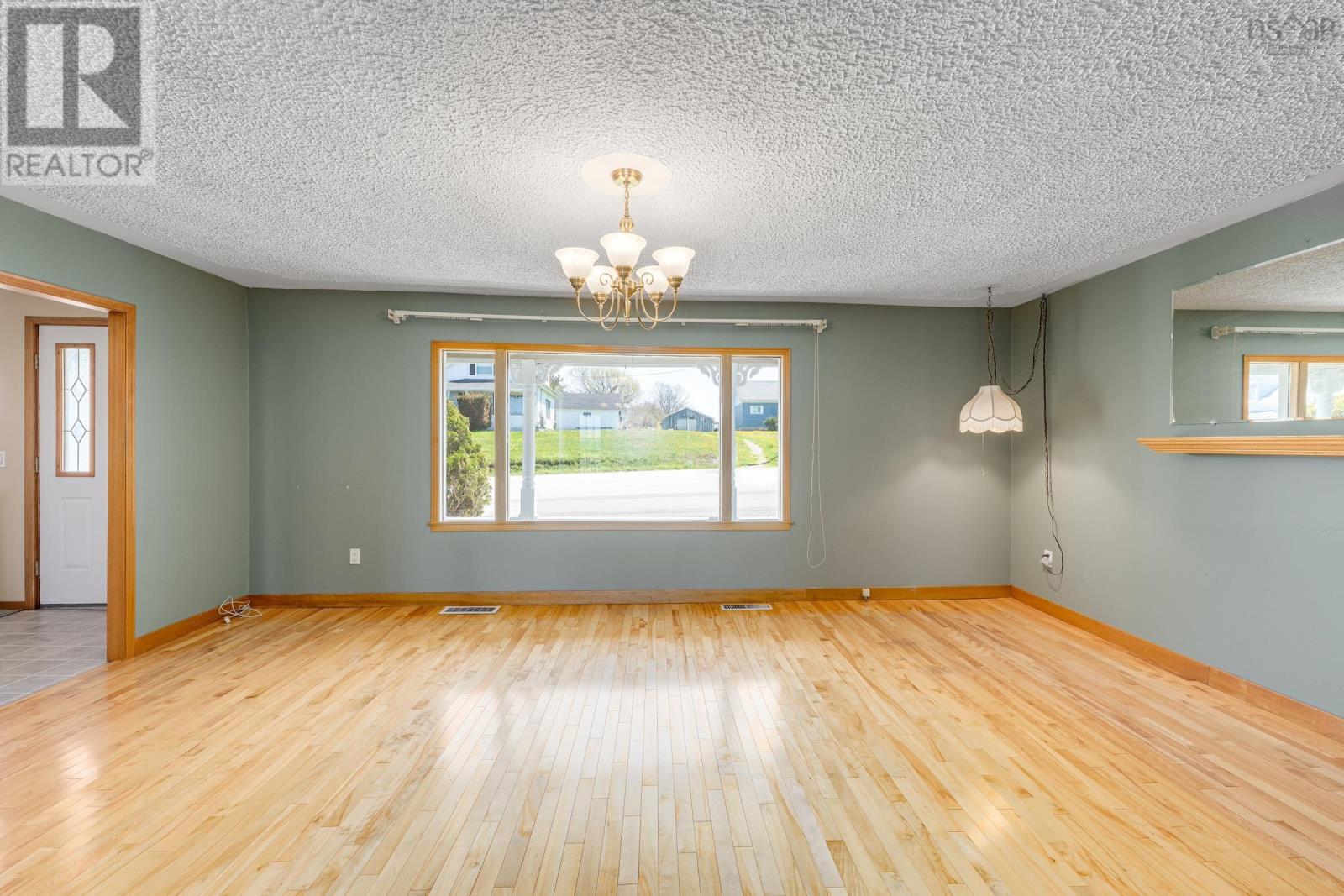 8585 Highway 1, Meteghan Centre, Nova Scotia  B0W 2K0 - Photo 12 - 202510652