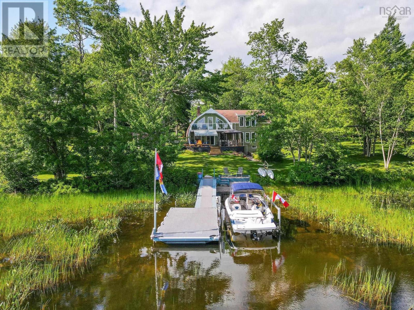 183 Lakewood Drive, Shortts Lake, Nova Scotia  B0M 1C0 - Photo 2 - 202516914
