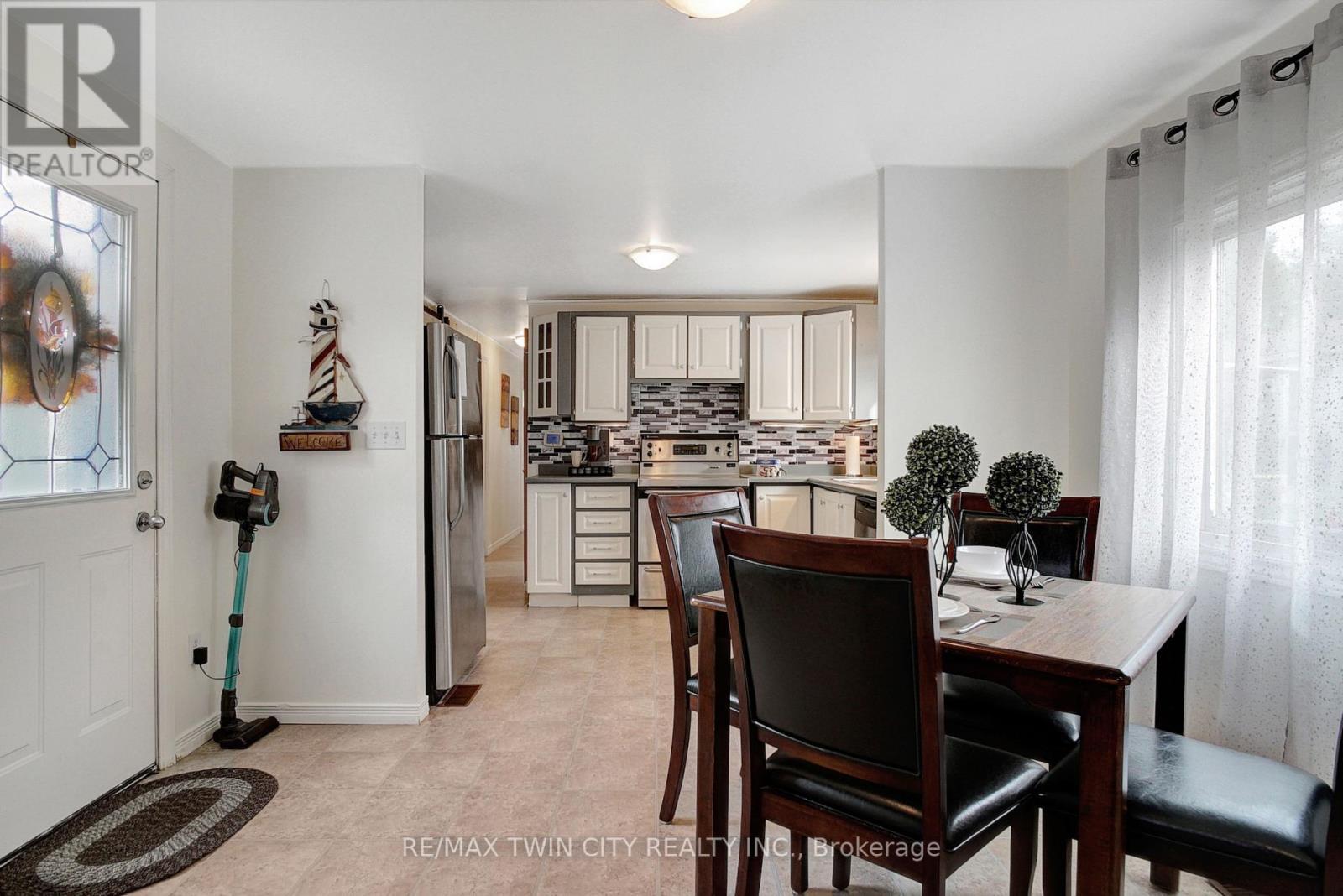 81 - 1294 8th Concession Road W, Hamilton, Ontario  N0B 2J0 - Photo 8 - X12338913