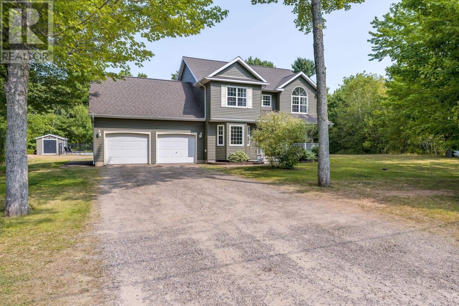 2321 Loretta Avenue, Coldbrook, Nova Scotia  B4R 1A7 - Photo 2 - 202520308