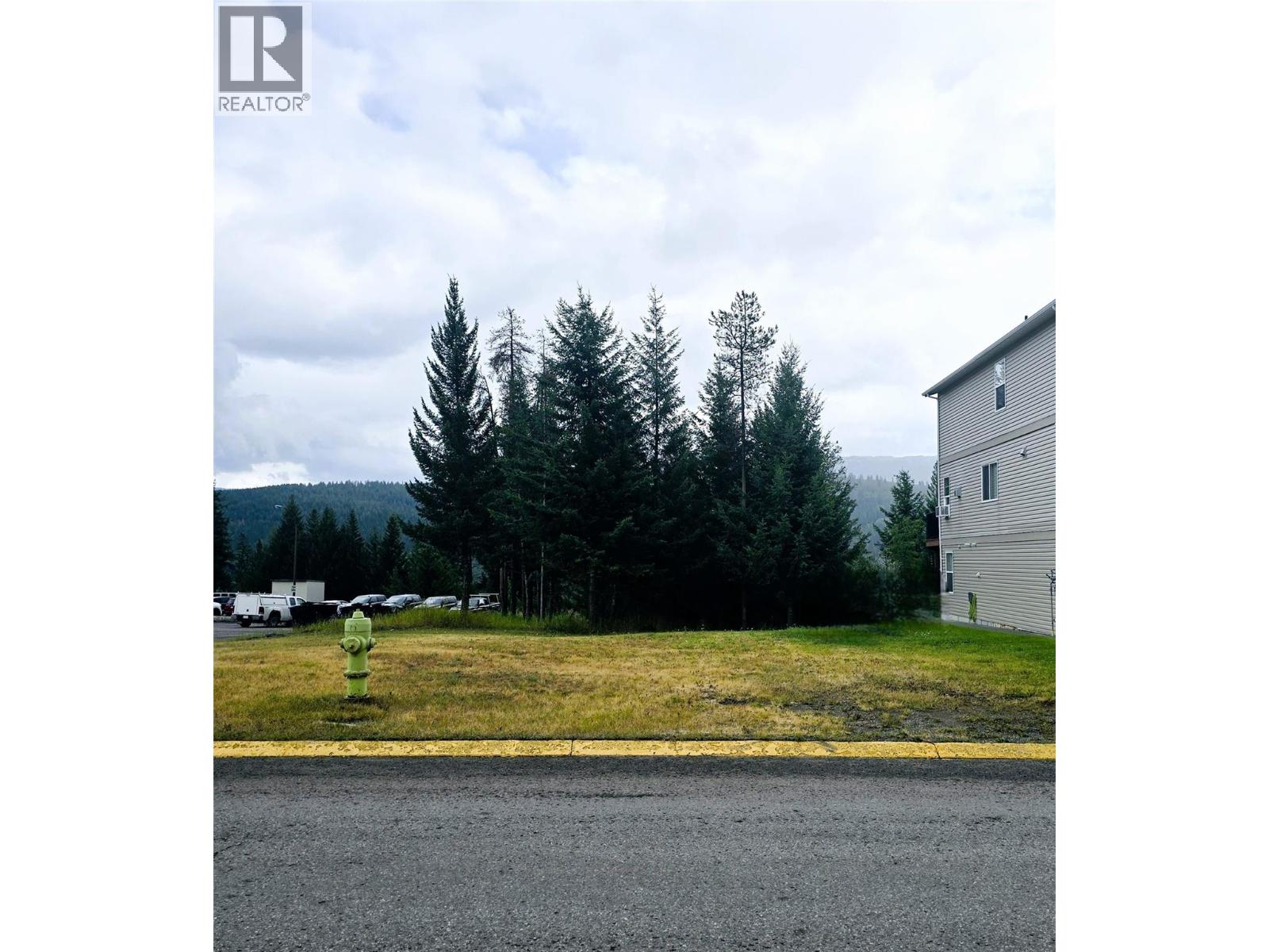 12 CARIBOO Drive, elkford, British Columbia