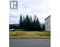 12 CARIBOO Drive, elkford, British Columbia