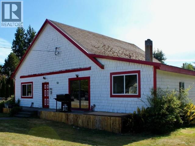 6479 SUTHERLAND AVE, Powell River, British Columbia