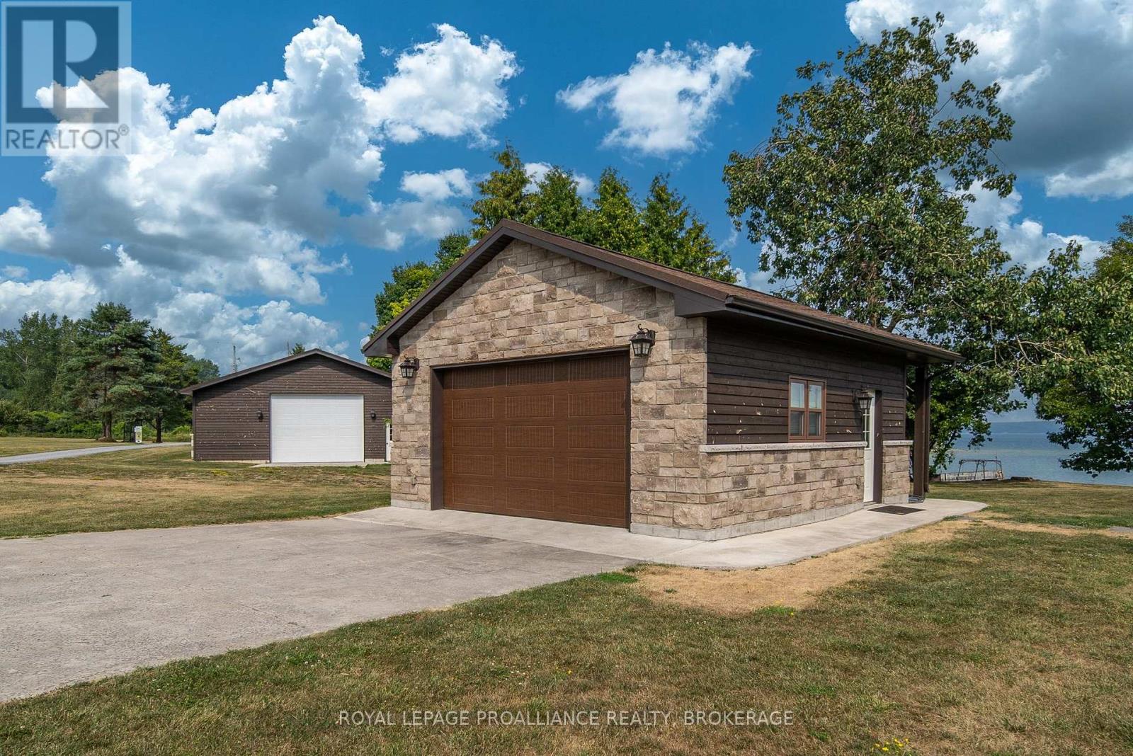 199 & 213 Leone's Cove Lane, Frontenac Islands, Ontario  K0H 2Y0 - Photo 34 - X12339274