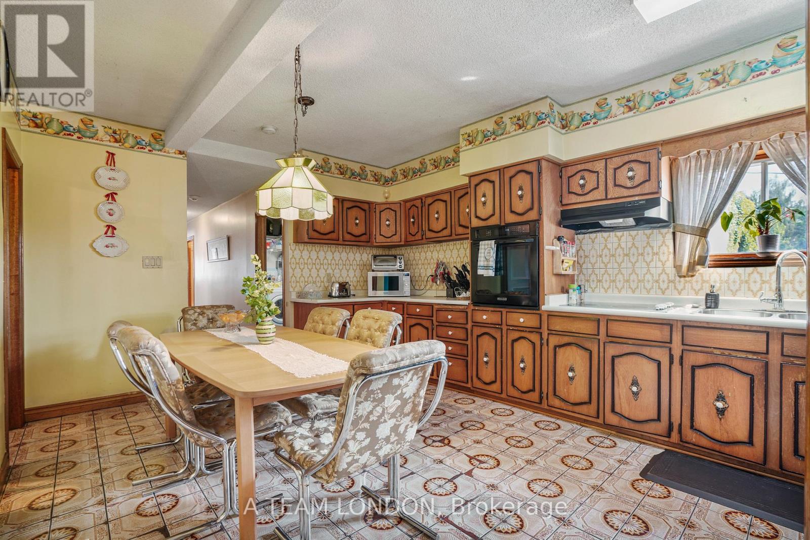 366 Hamilton Road, London East, Ontario  N5Z 1R5 - Photo 23 - X12339162