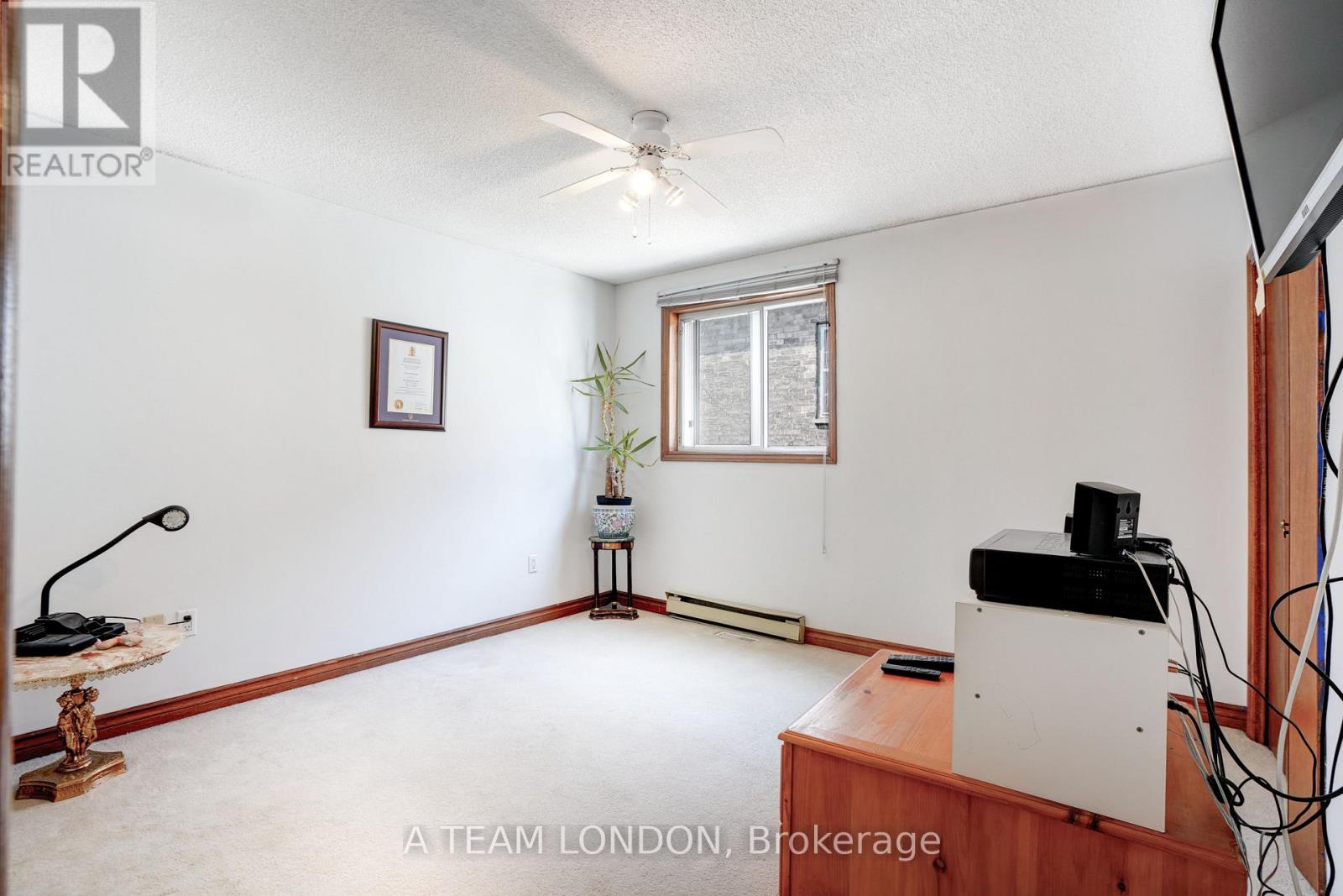 366 Hamilton Road, London East, Ontario  N5Z 1R5 - Photo 32 - X12339162