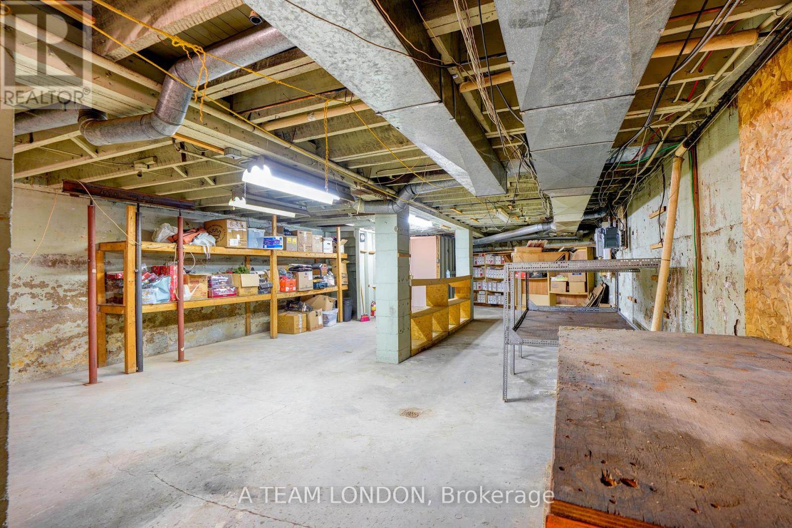 366 Hamilton Road, London East, Ontario  N5Z 1R5 - Photo 38 - X12339162